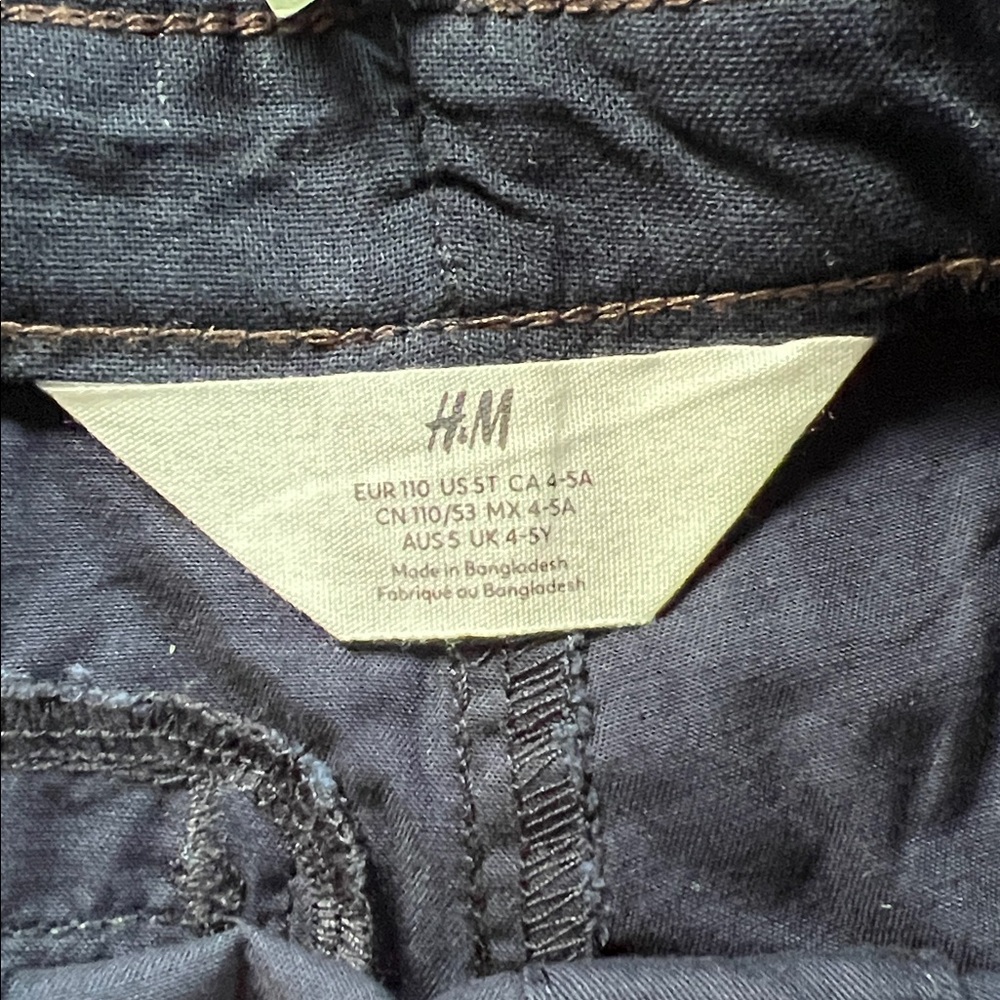 NWT H&M Set of 3 Shorts 5T - Picture 2 of 7